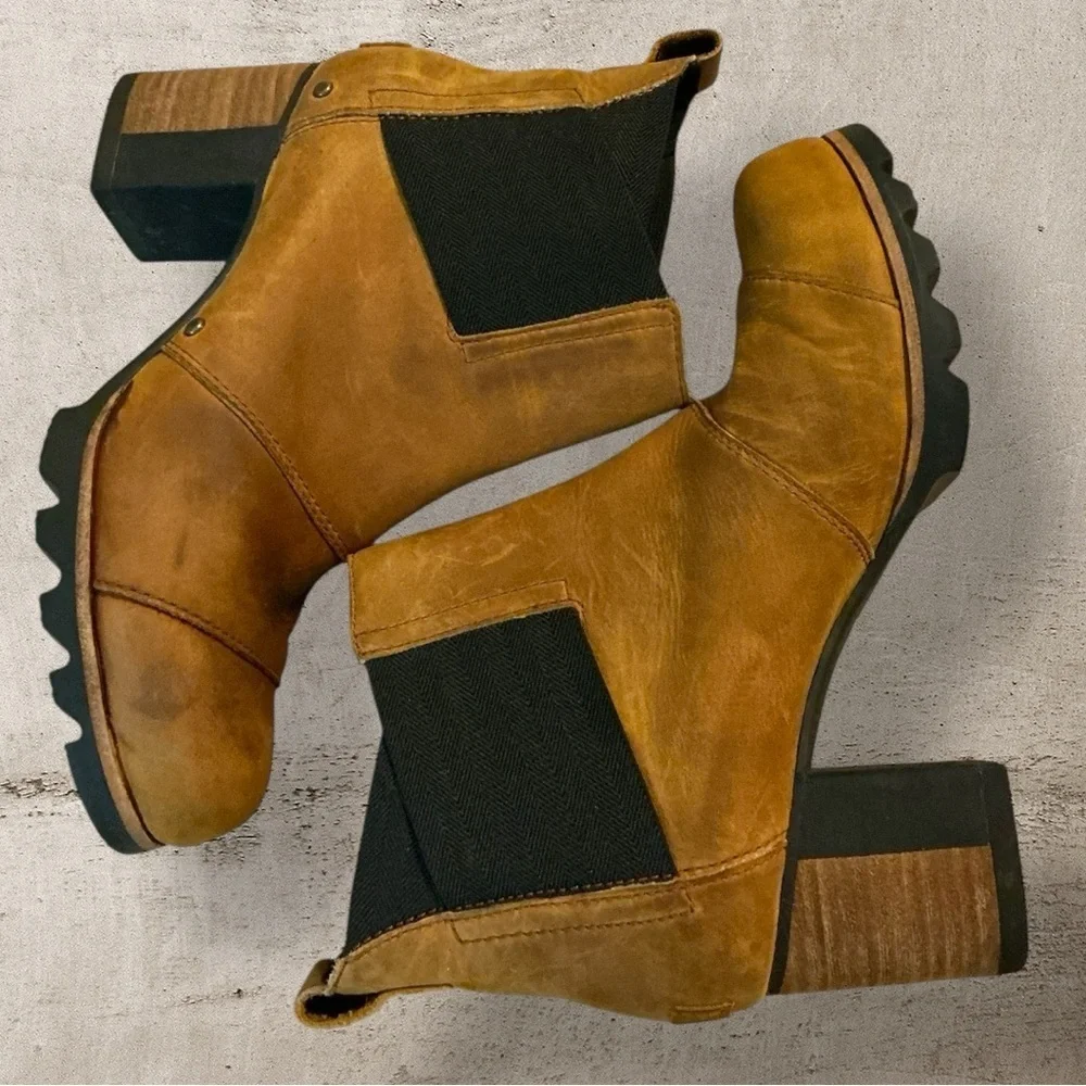 🌸SOREL ADDINGTON CHELSEA 3’ HEEL BOOTS - Picture 2 of 5